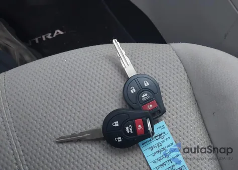 2016 Nissan Sentra S/Sv/Sr/Sl из США, поврежденный, VIN 3N1AB7AP5GY311686